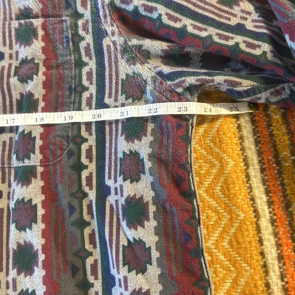 Vintage funky LL bean button down - Picture 5 of 8